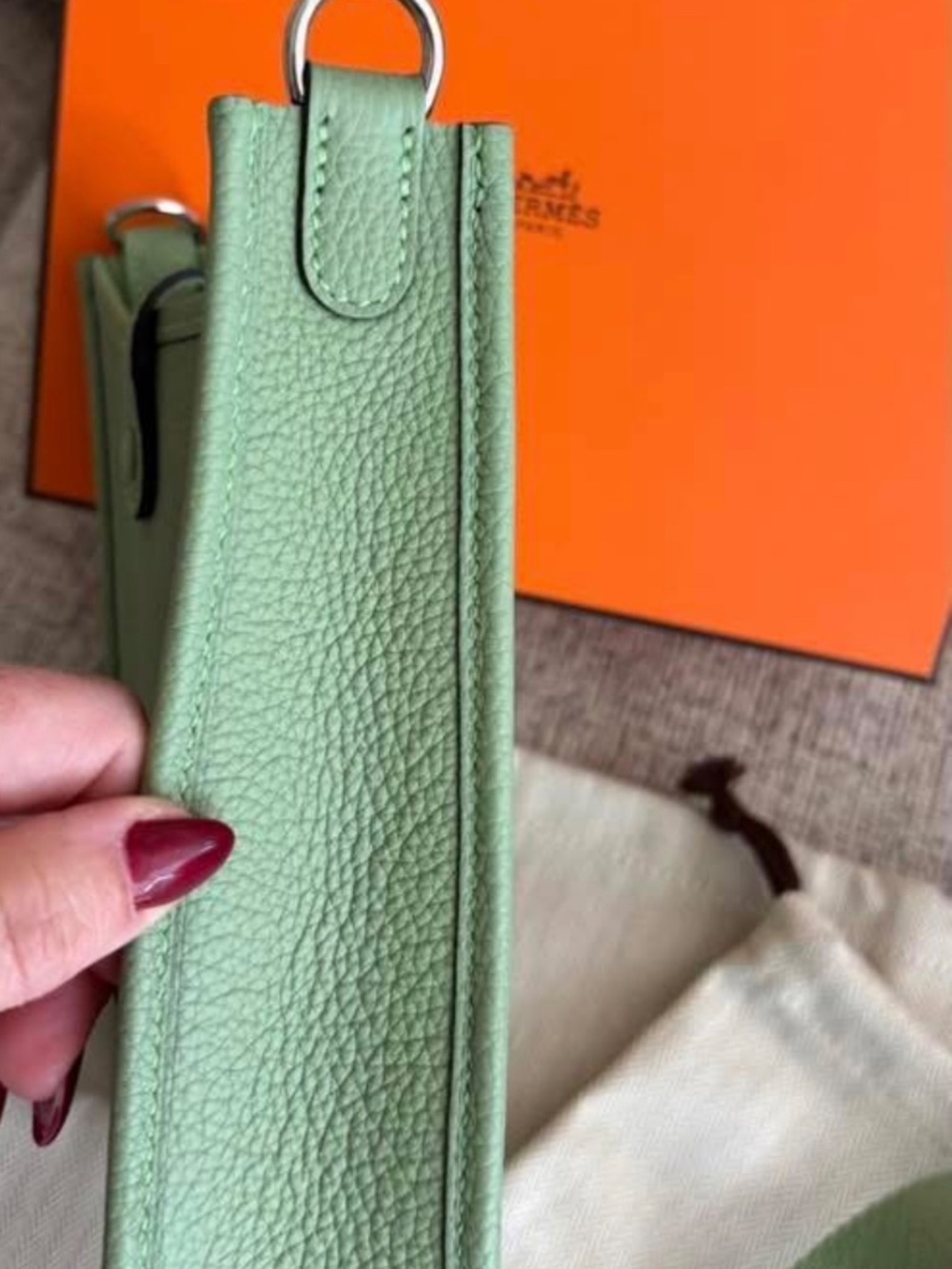 CRAZY LOW PRICE! Hermes Evelyne TPM Vert Criquet Palladium HW - Picture 4 of 10